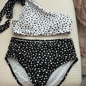 Polka Dot One-Shoulder Bikini Set